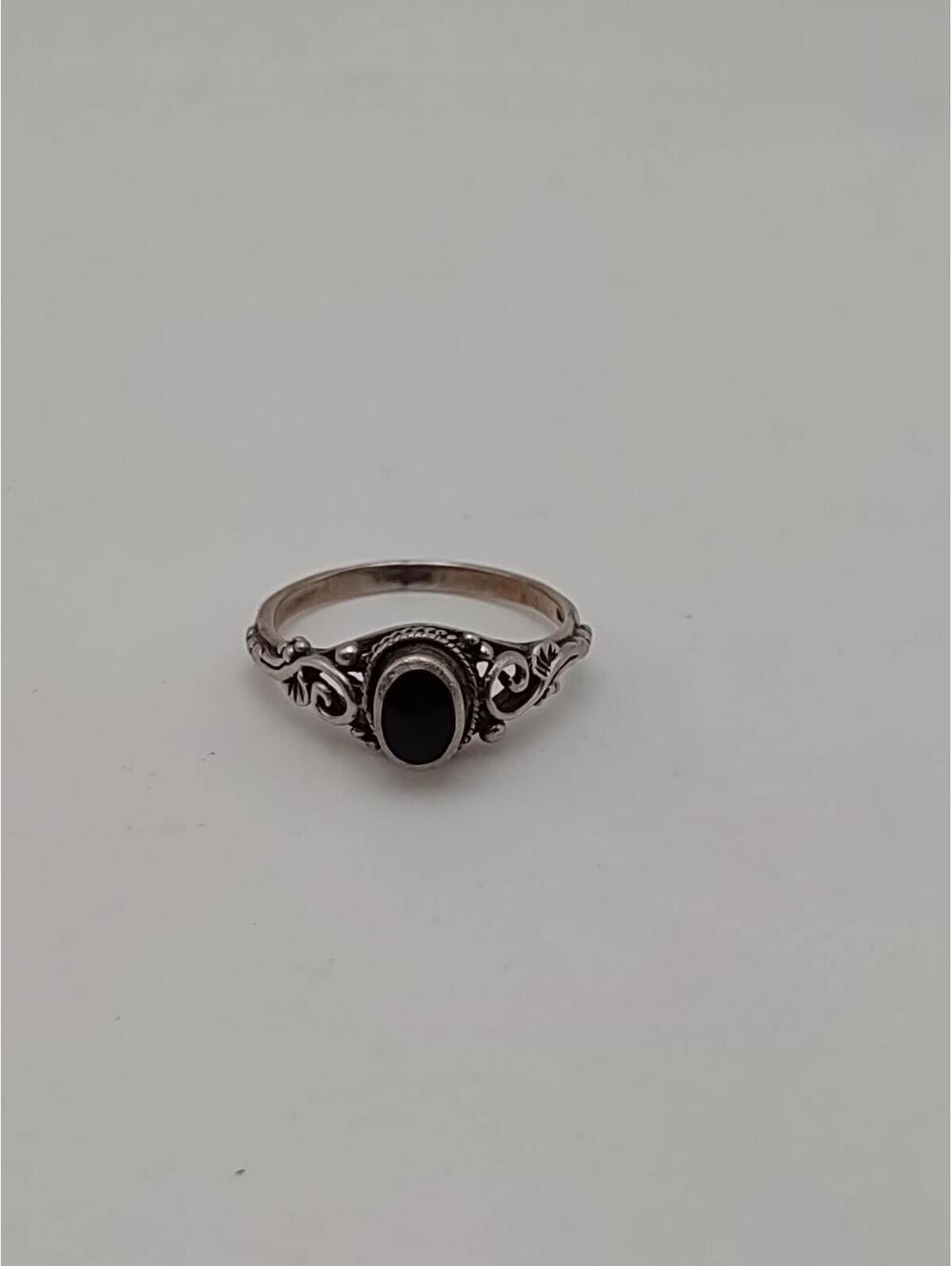 Sterling Silver Black Onyx Filigree Ring Sz 7.5